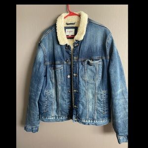 Men’s Goodfellow & co. Sherpa denim jacket Large